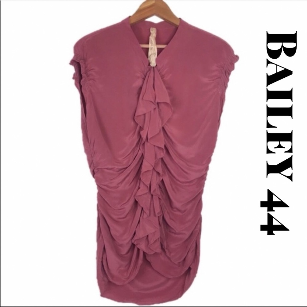 Bailey 44 Hibiscus Silk Ruffle Thumb Top